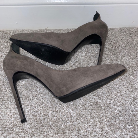 Saint Laurent Suede Heels - Picture 4 of 4